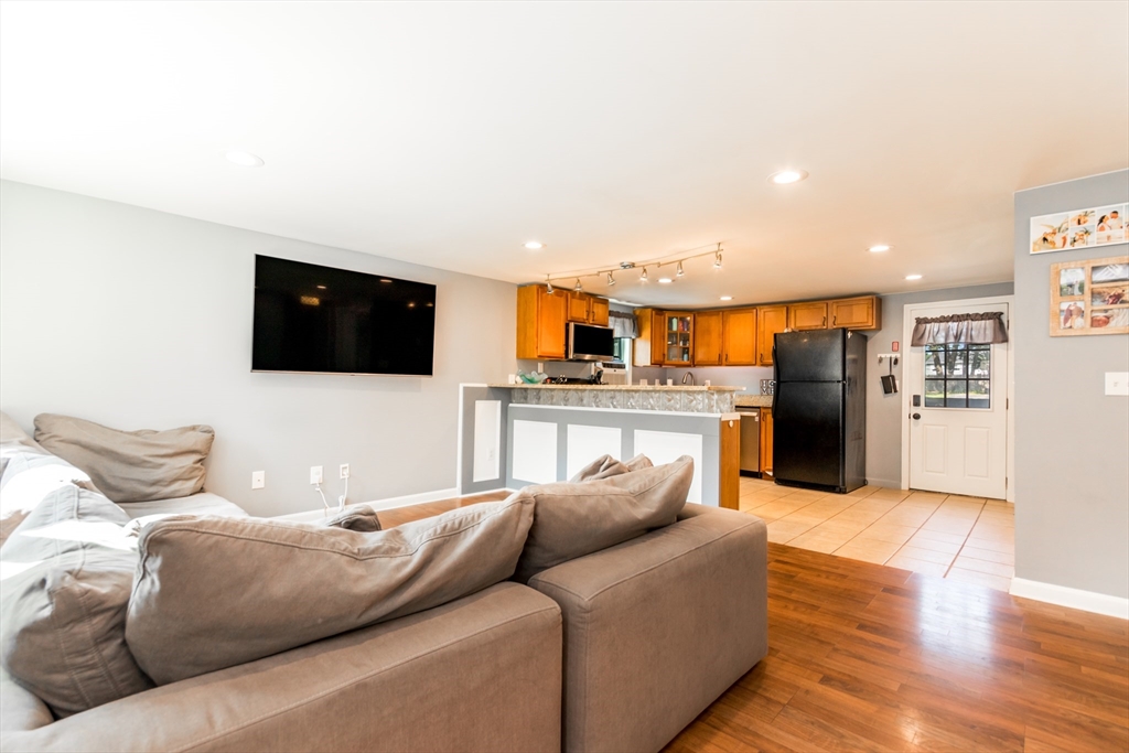 4 Standish Ave Property Photo 6