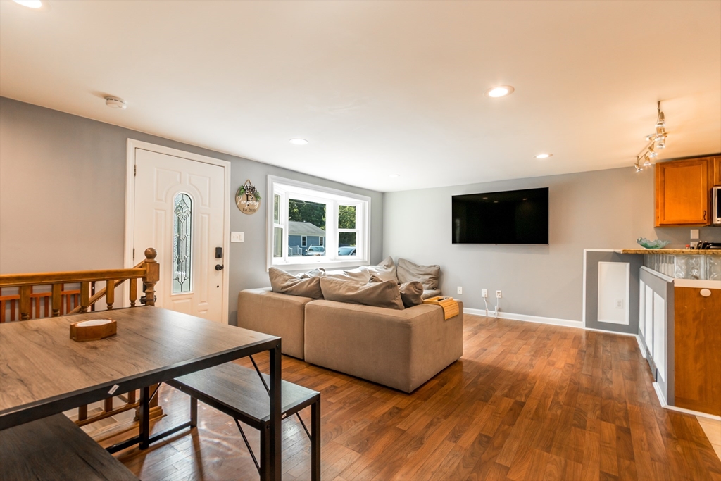 4 Standish Ave Property Photo 7