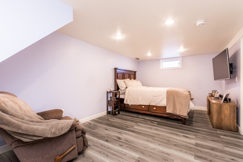 4 Standish Ave Property Photo 19