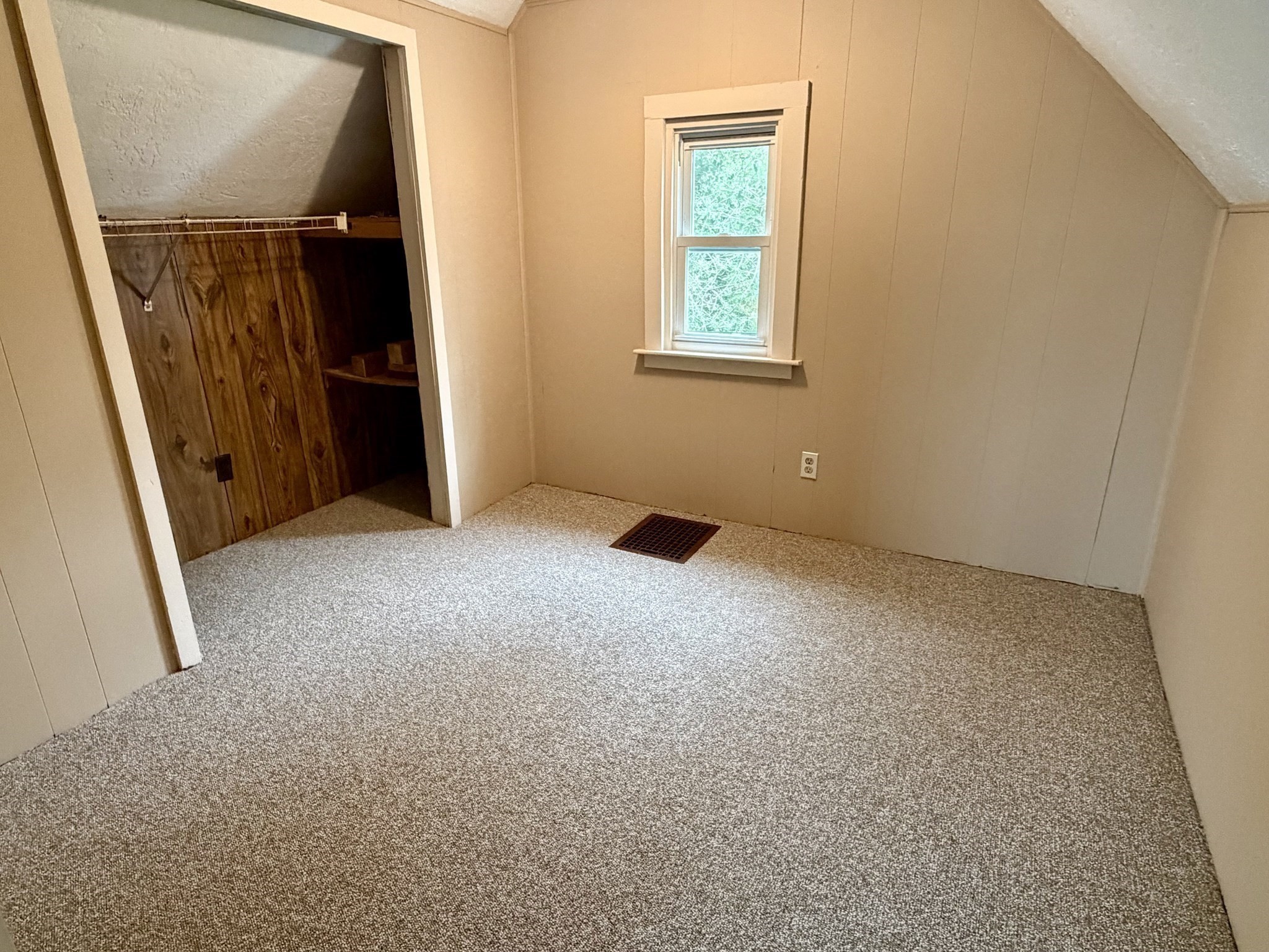 217 Middleboro Road Property Photo 29