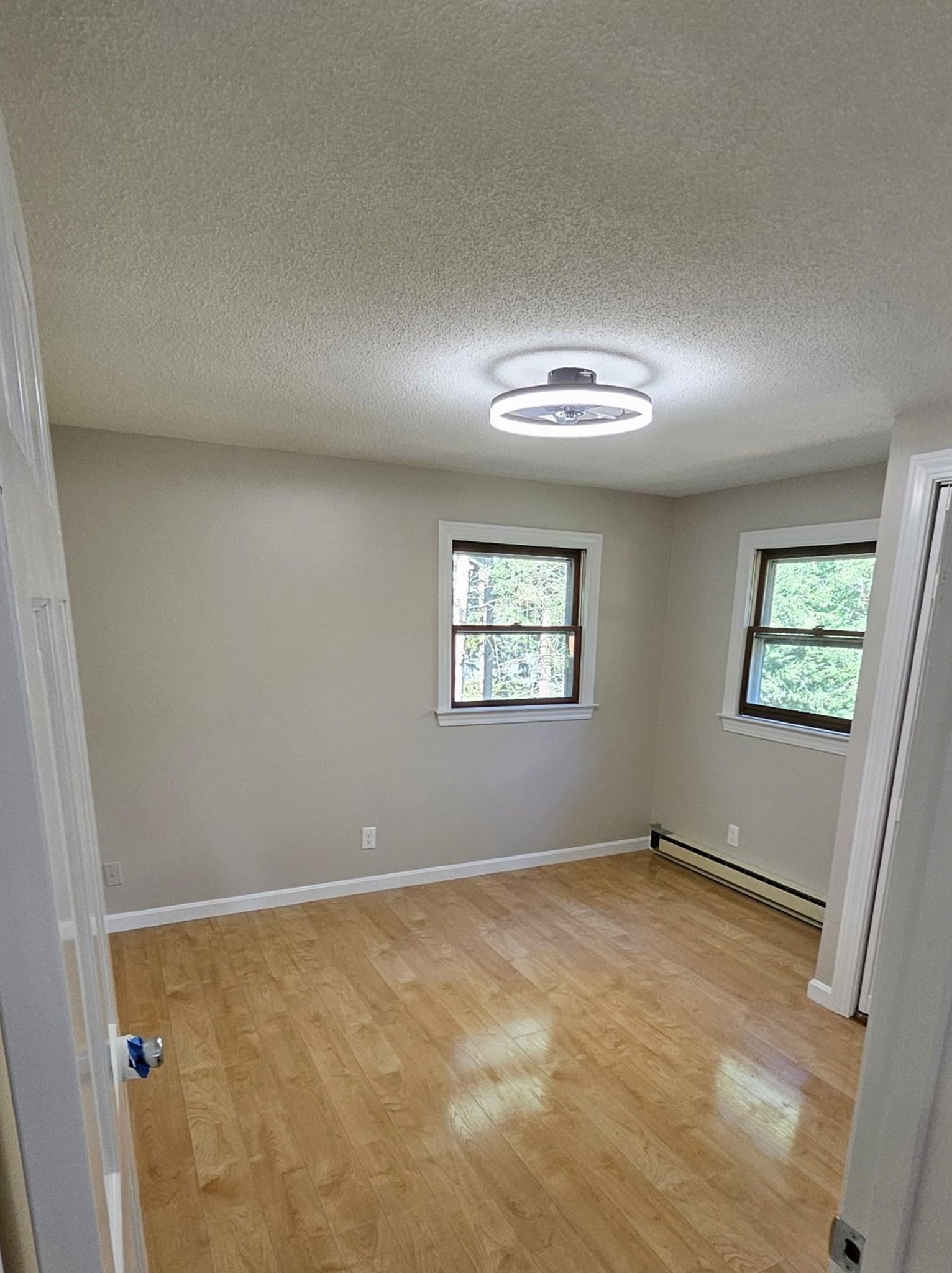 15 Old County Rd # B Property Photo 5