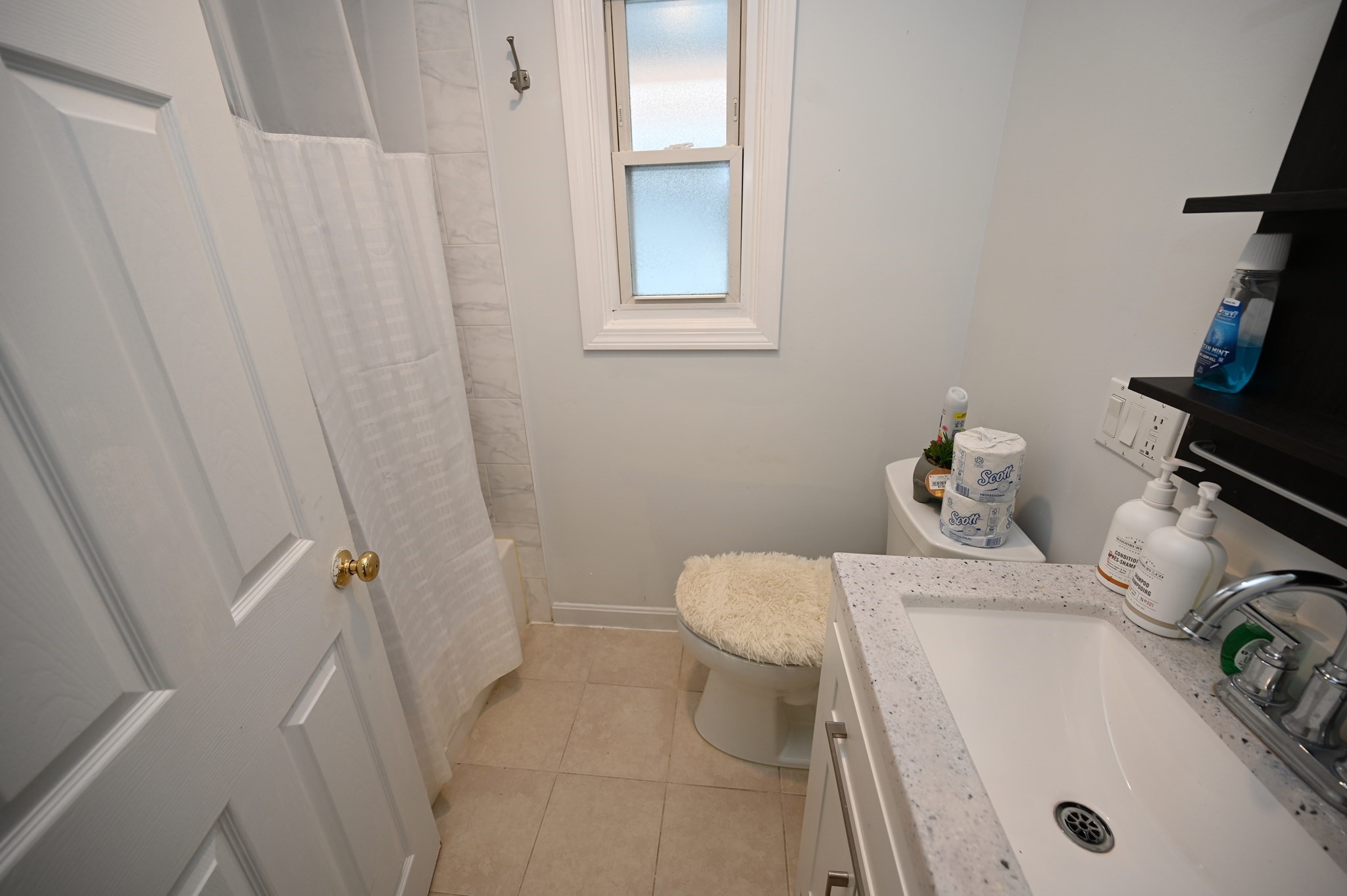 994 Washington St # 2 Property Photo 6