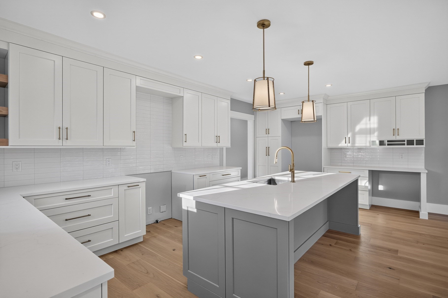 533 Woods Hole Rd # E104 Property Photo 5