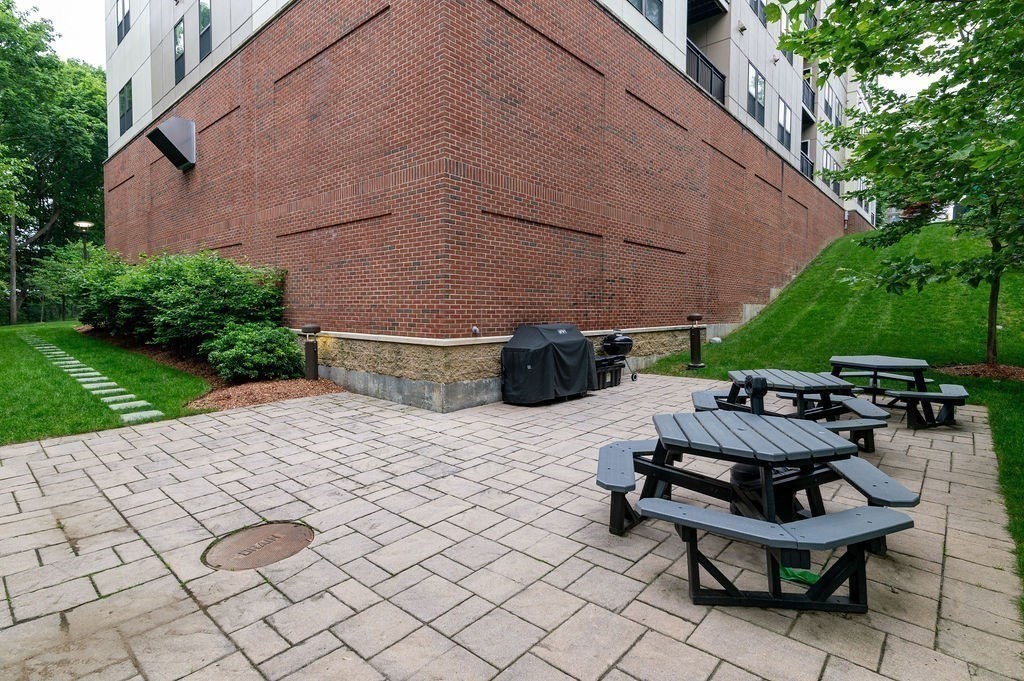 999 Hancock Street # 209 Property Photo 22