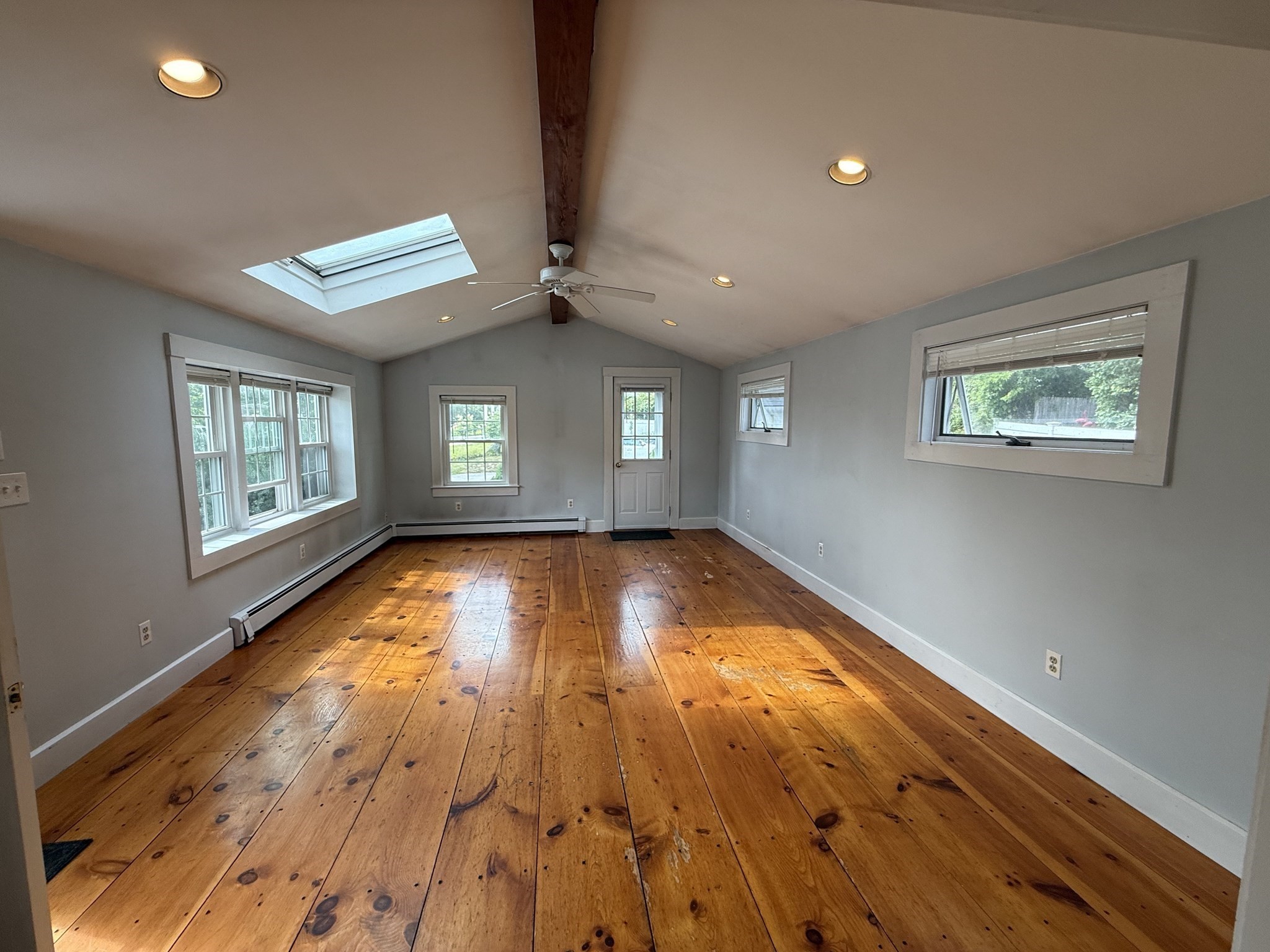 1 School St # B Property Photo 4