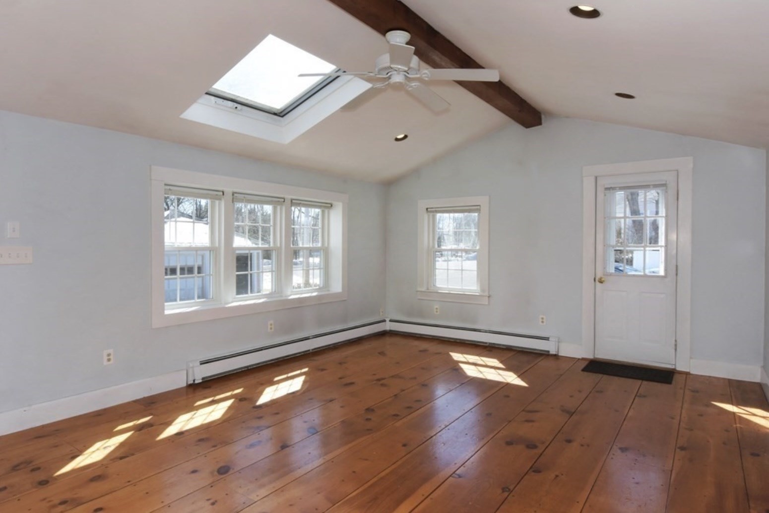 1 School St # B Property Photo 4