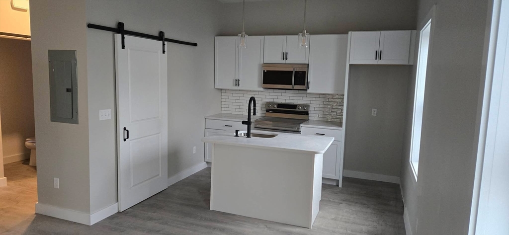 222 Montaup # B Property Photo 1