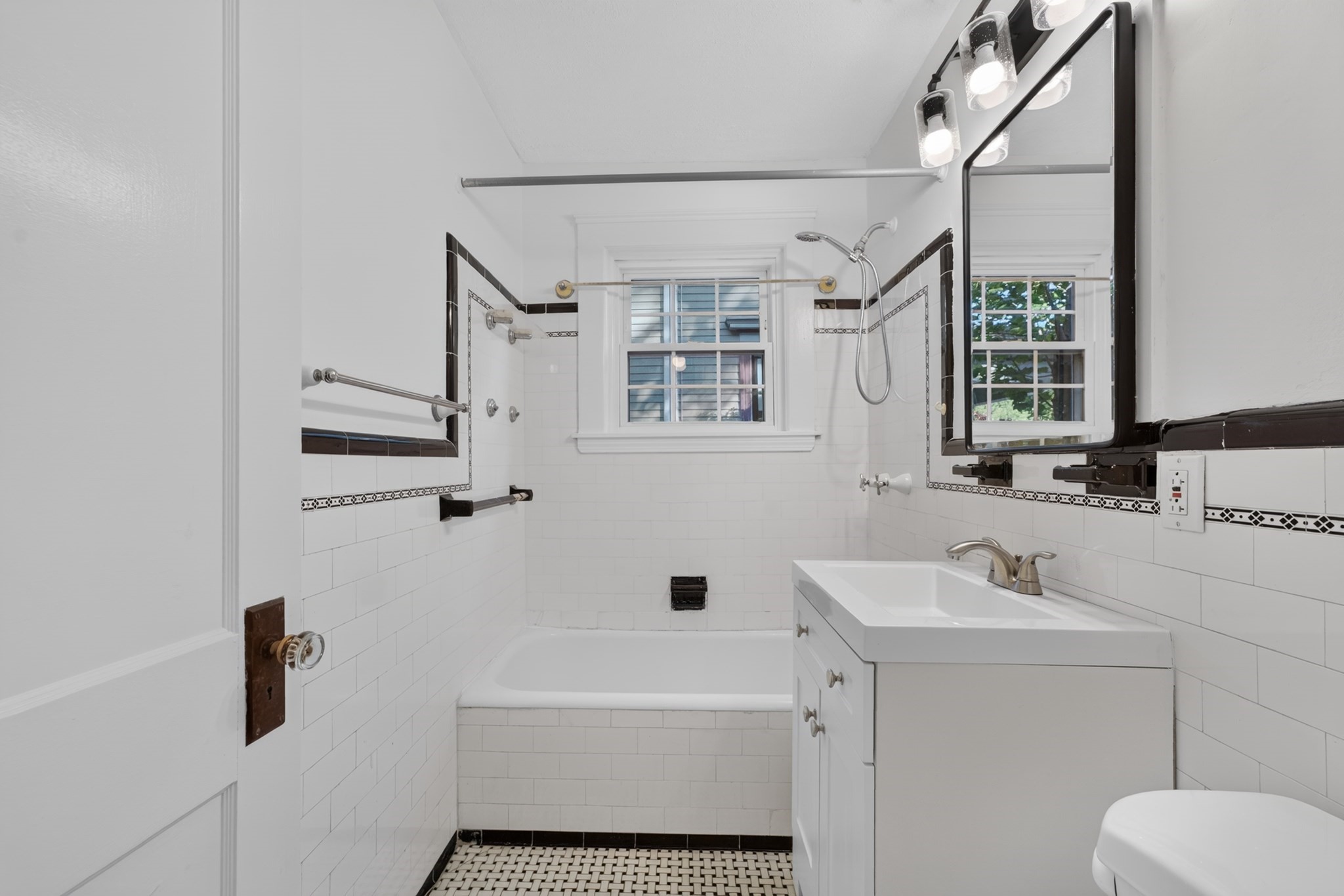 216 Tremont Street # 216 Property Photo 24