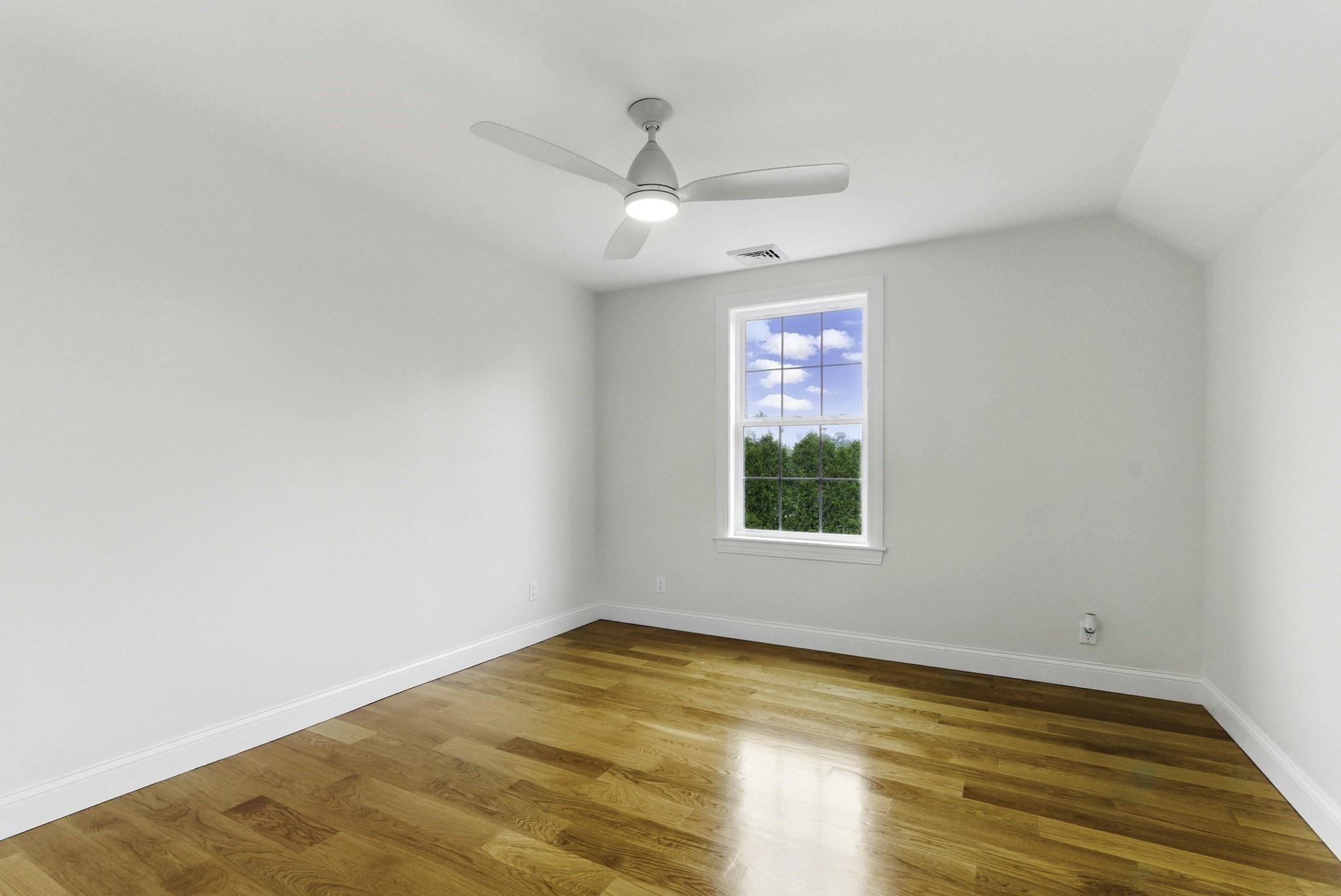 267 South Main Street Property Photo 17