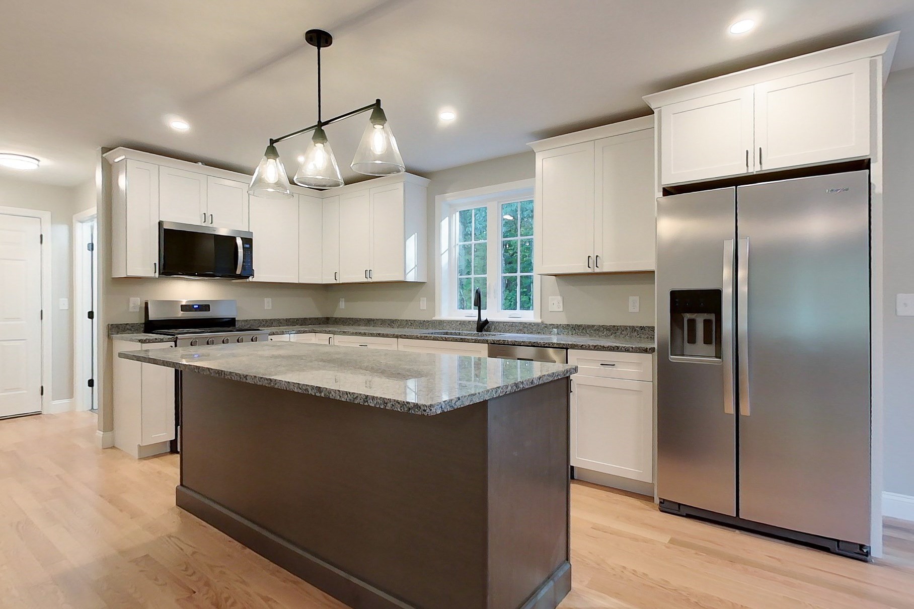 179 Brookline St Property Photo 3