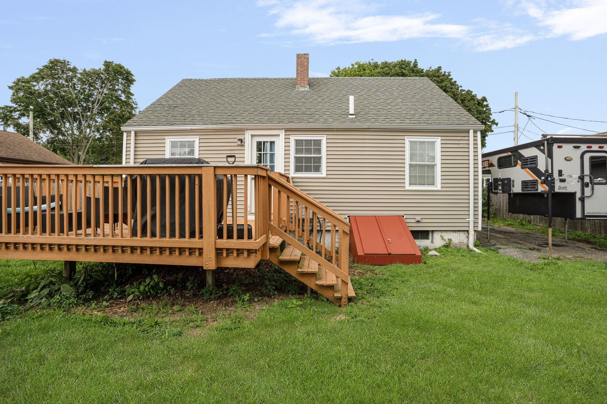 10 Sidney Ave Property Photo 28