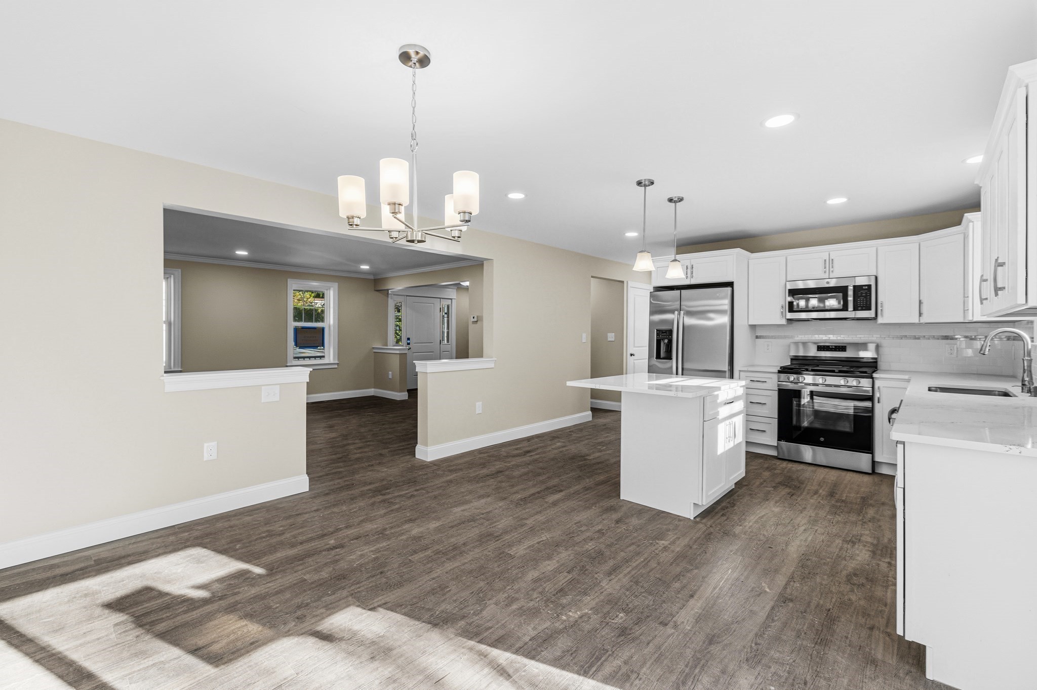 1001 Bay Street Property Photo 4
