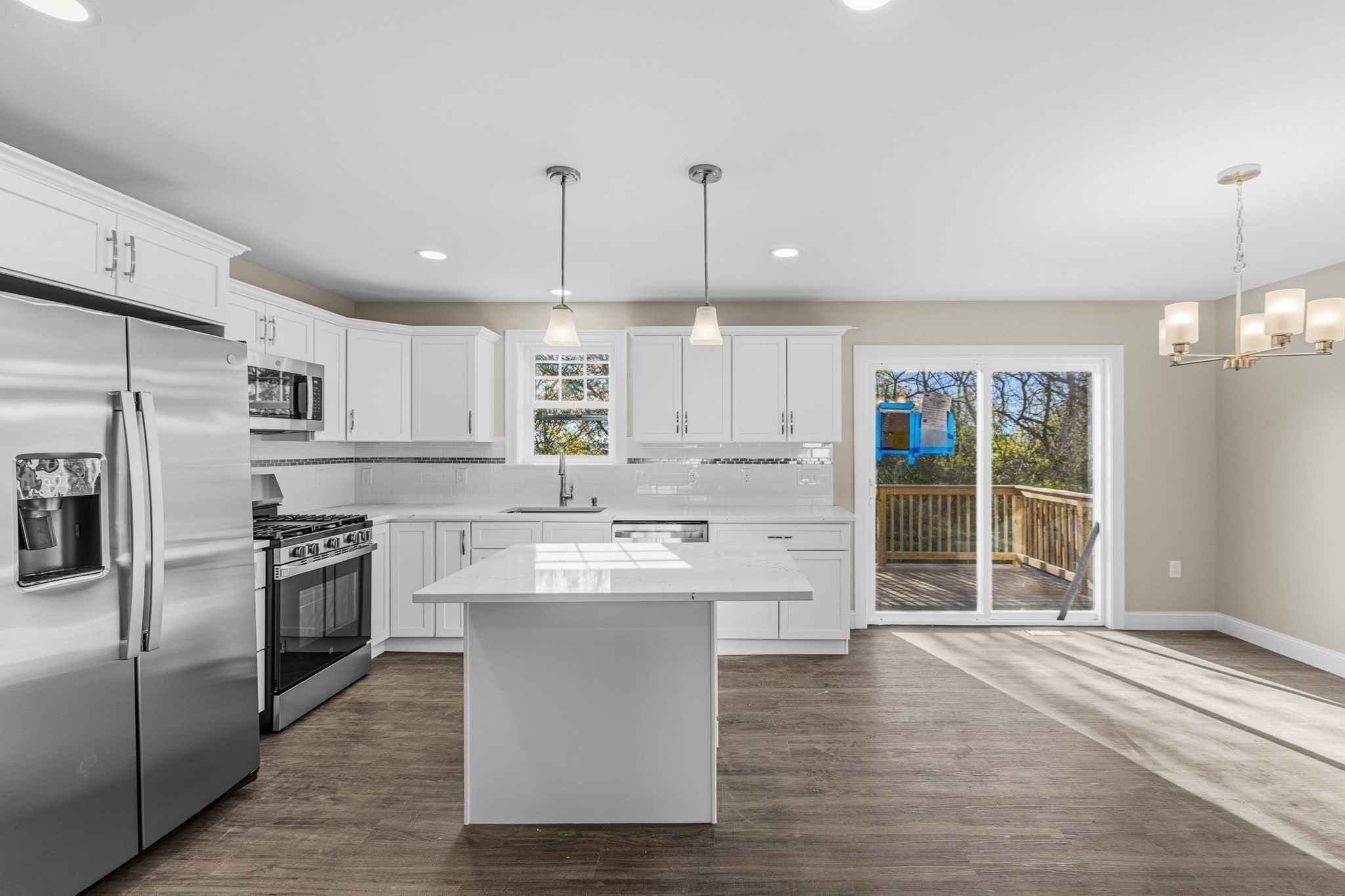 1001 Bay Street Property Photo 5