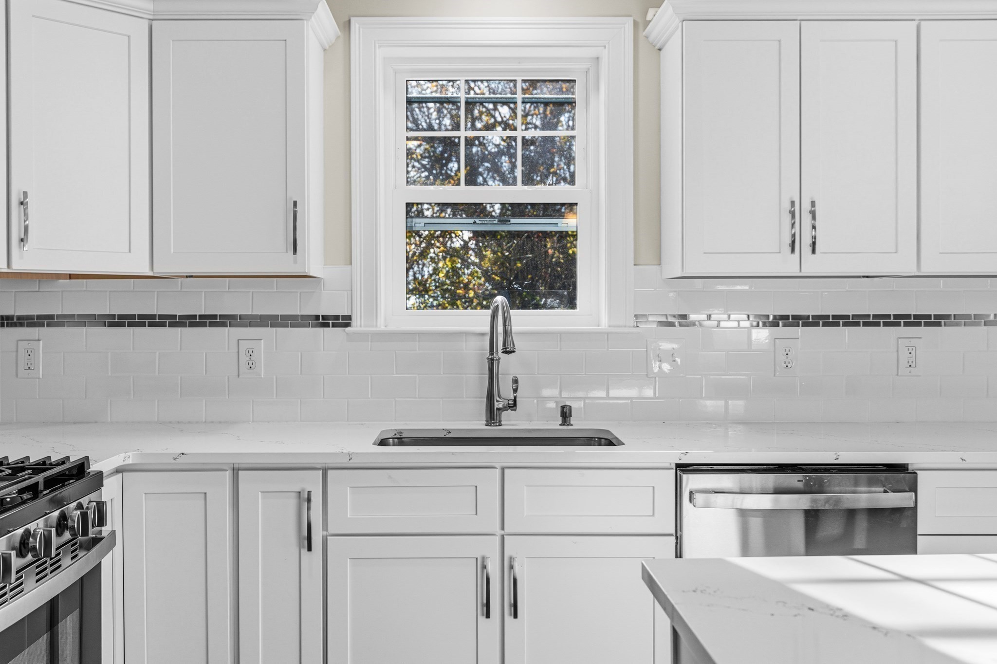 1001 Bay Street Property Photo 7