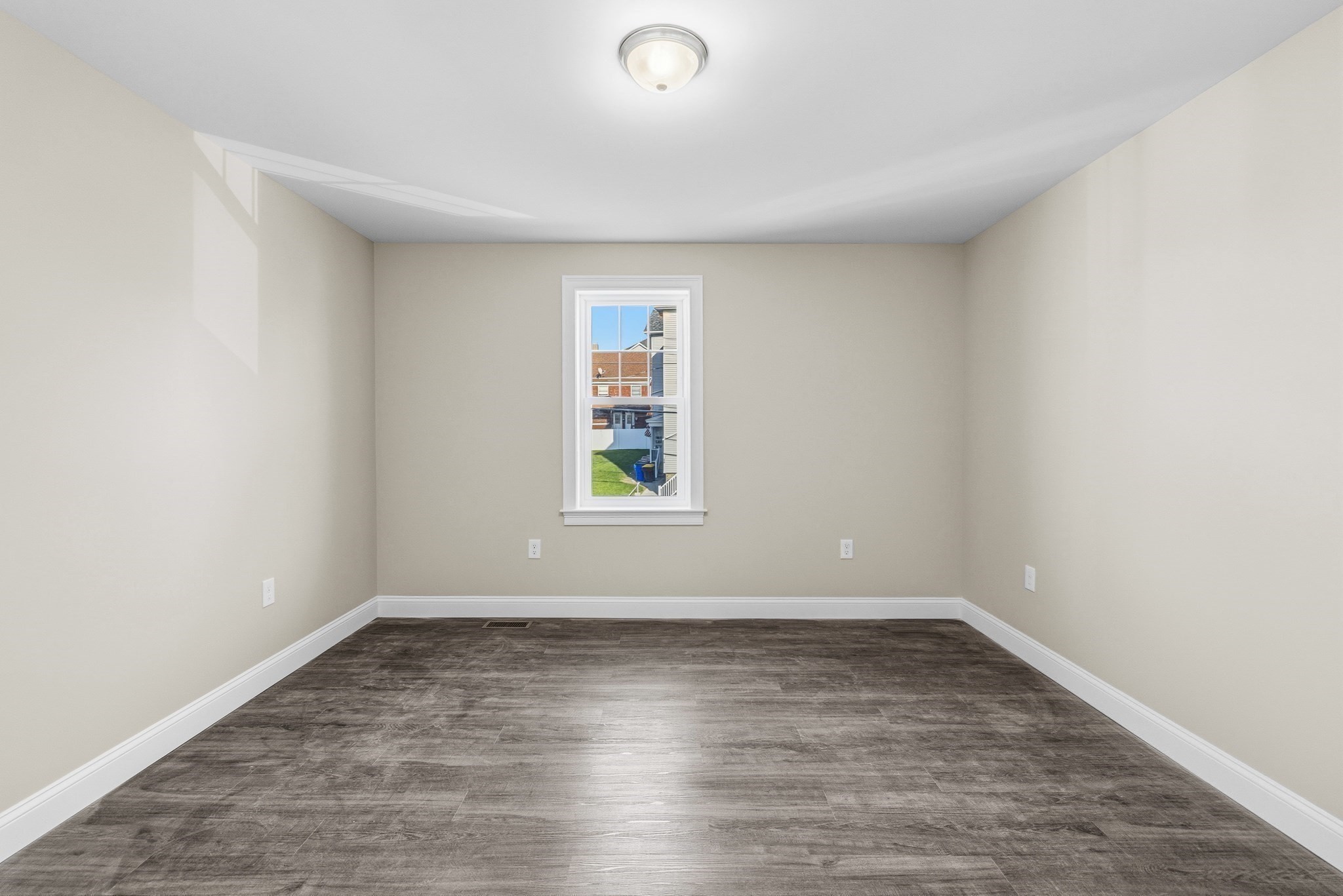 1001 Bay Street Property Photo 21