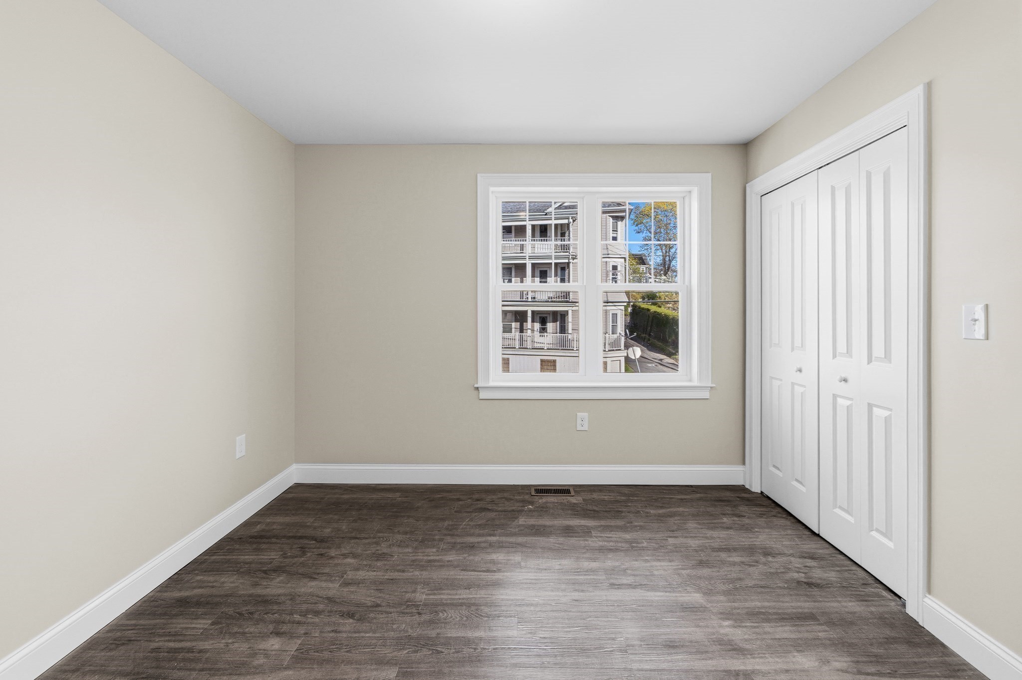 1001 Bay Street Property Photo 24