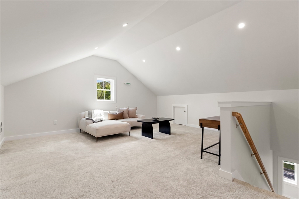 65 Dunstable Rd # A Property Photo 30