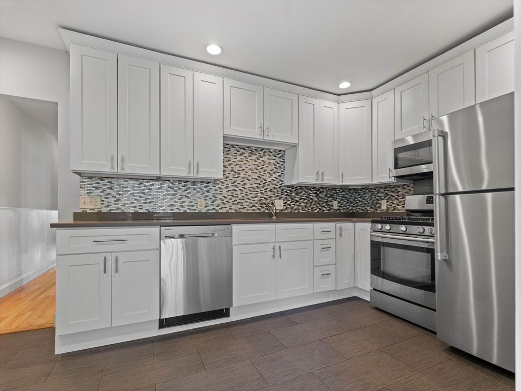 134 Newbury Ave # 3 Property Photo 1