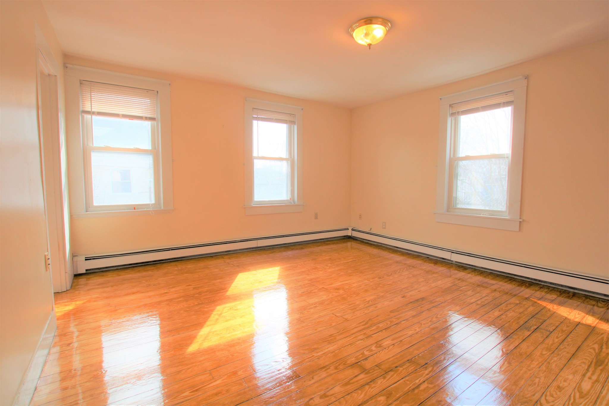 35 Danforth St # 2 Property Photo 9