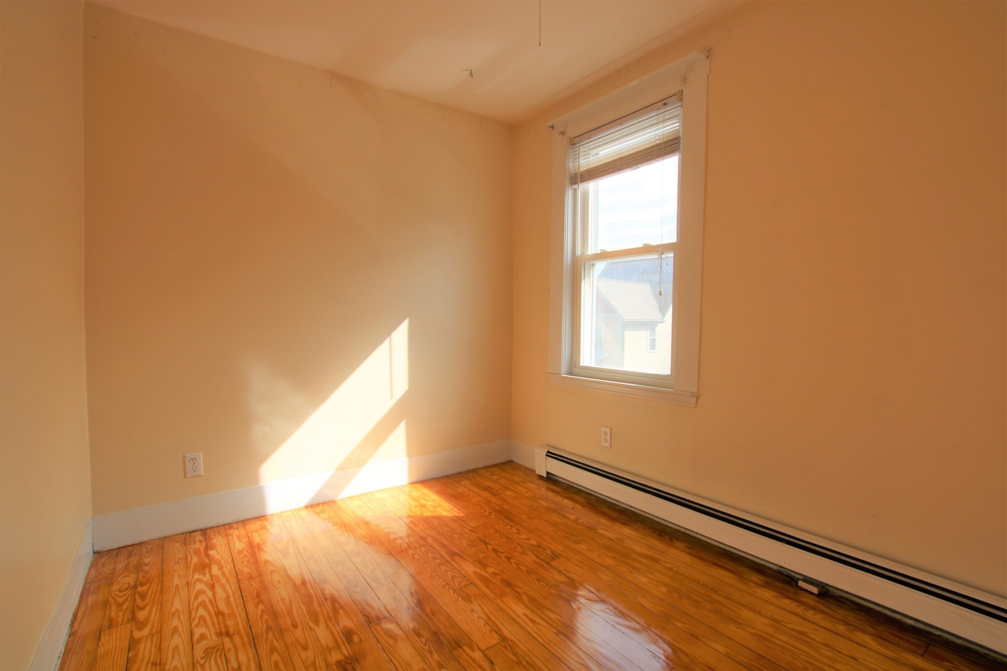 35 Danforth St # 2 Property Photo 12