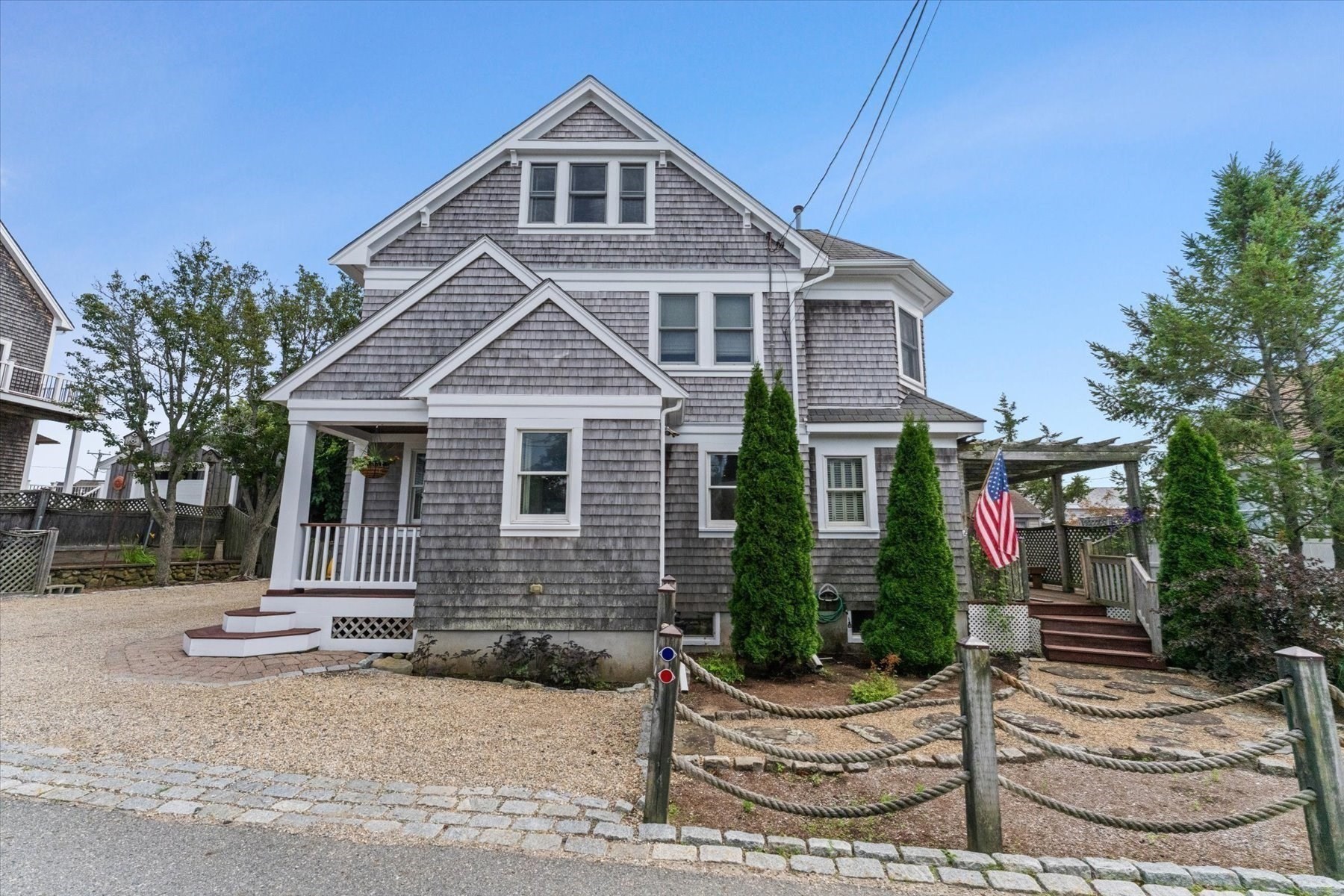 9 62nd St Property Photo 2