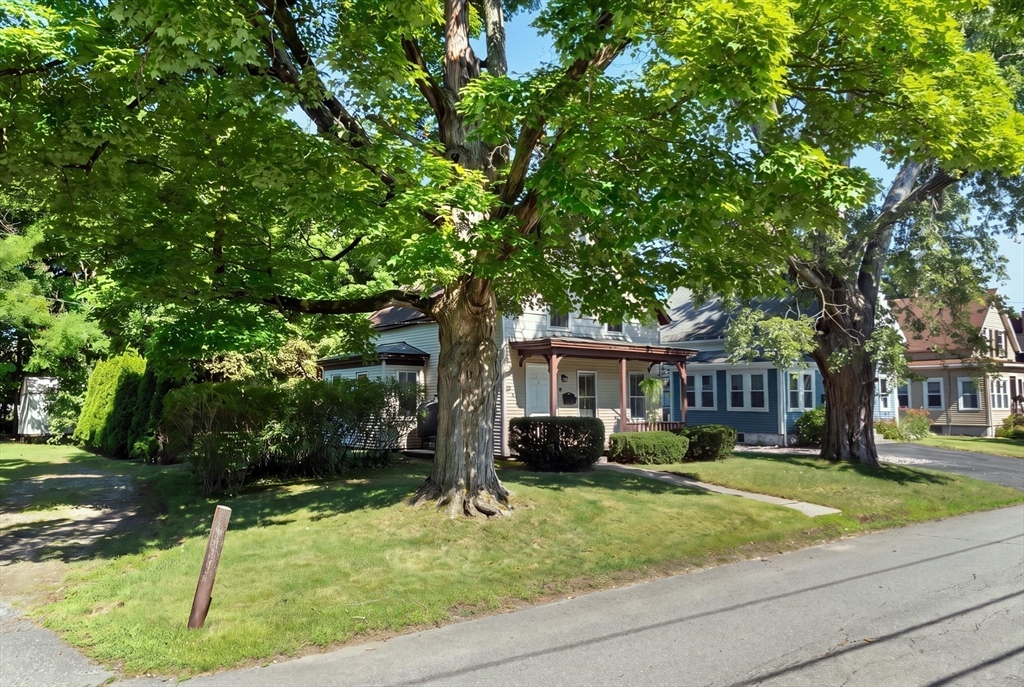 8 Park St Property Photo 2
