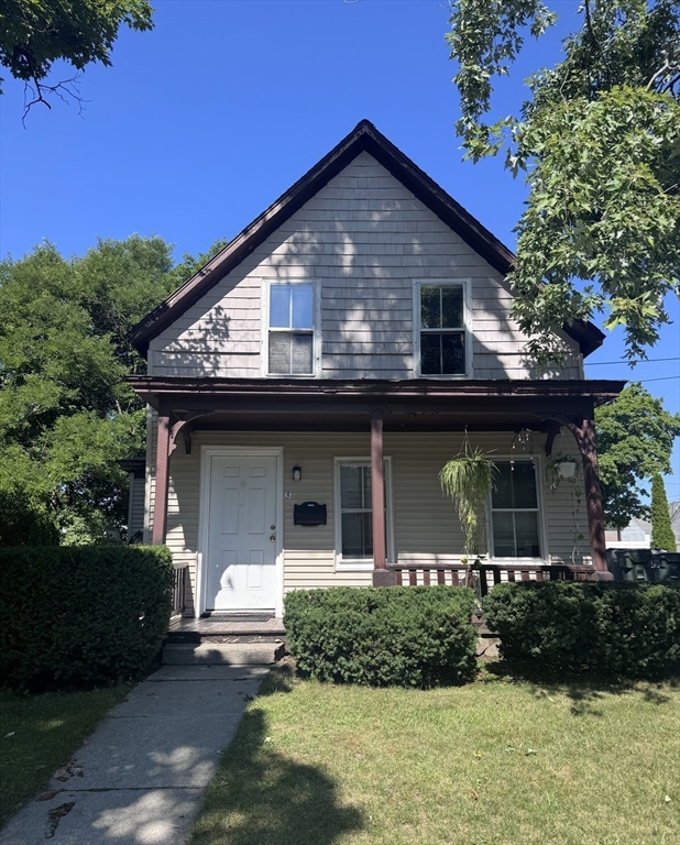 8 Park St Property Photo 4