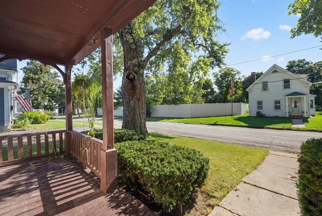 8 Park St Property Photo 5