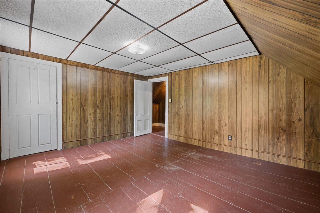 8 Park St Property Photo 23