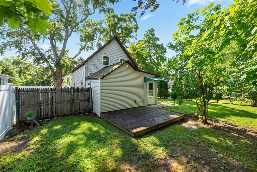 8 Park St Property Photo 29