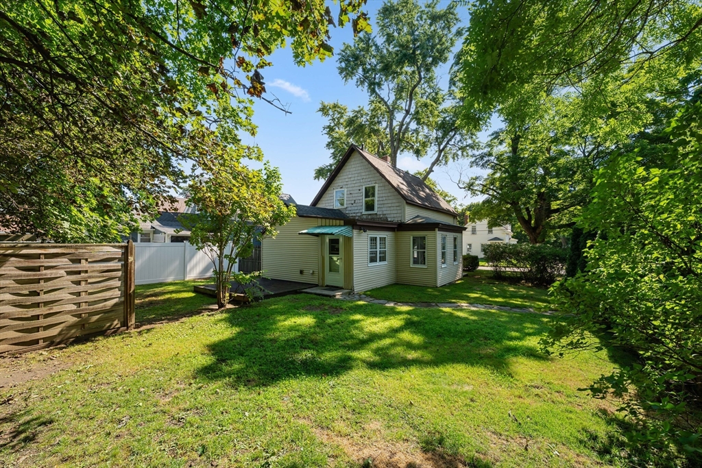 8 Park St Property Photo 30