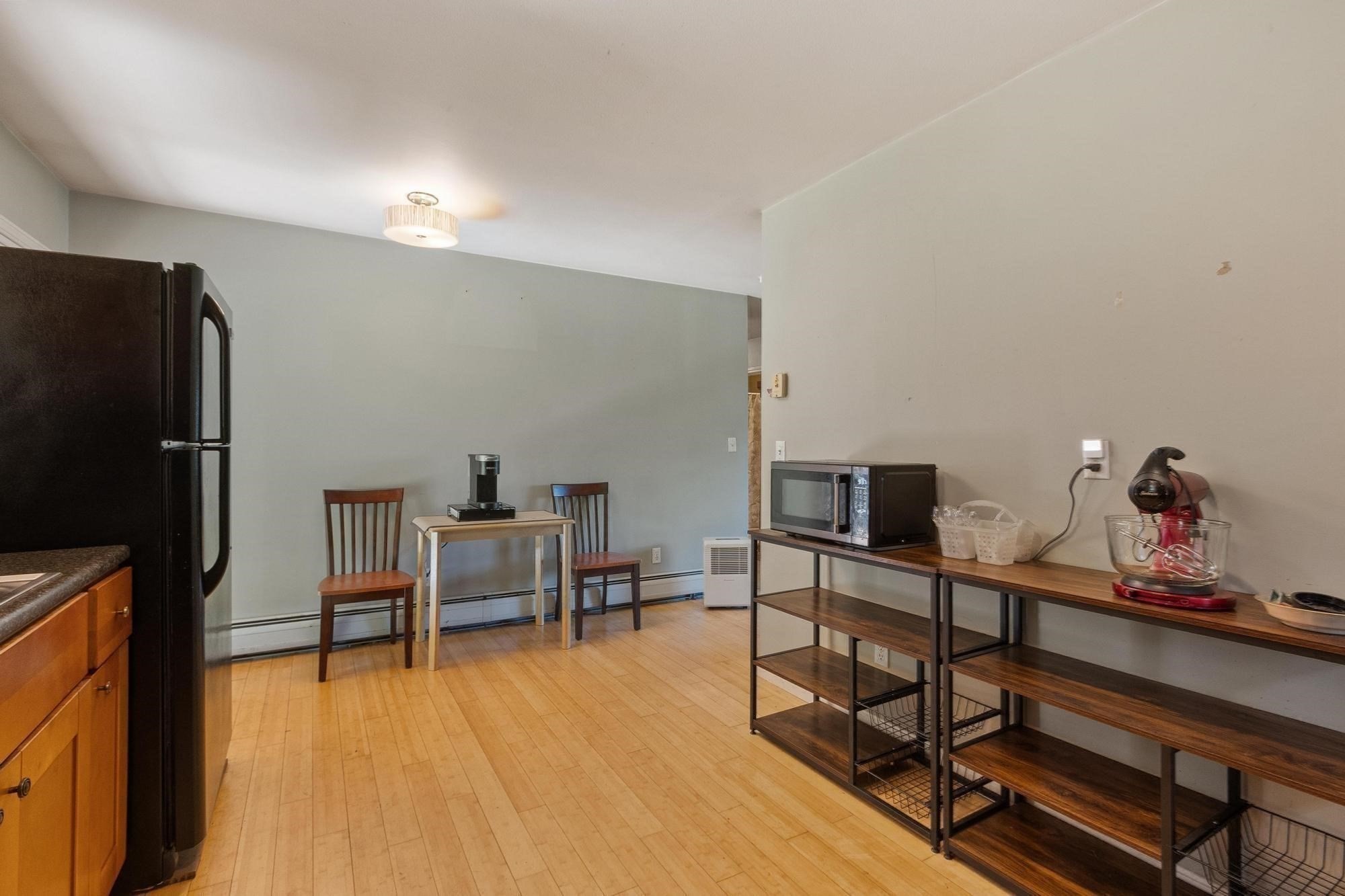 56 Bliss St Property Photo 13