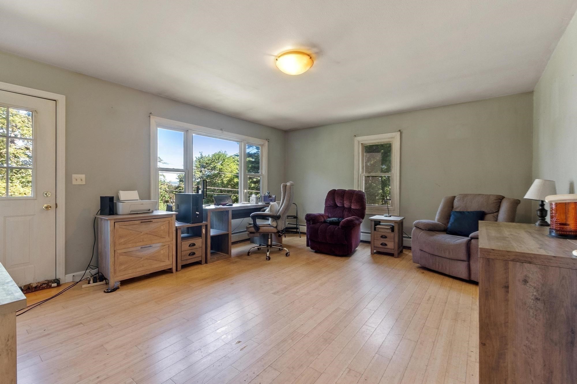 56 Bliss St Property Photo 14