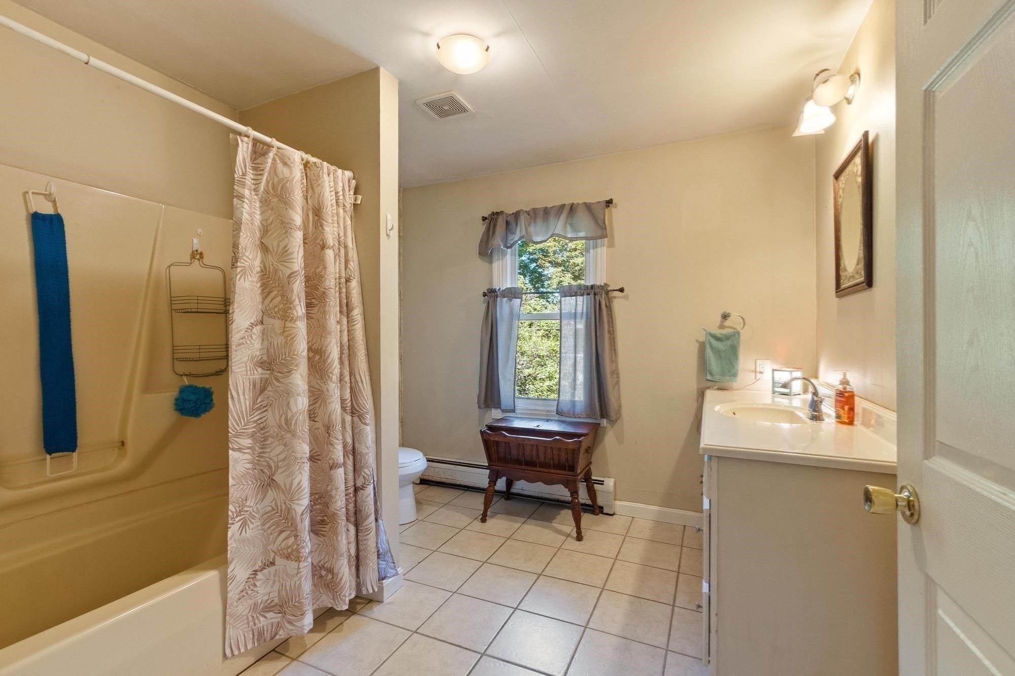 56 Bliss St Property Photo 22
