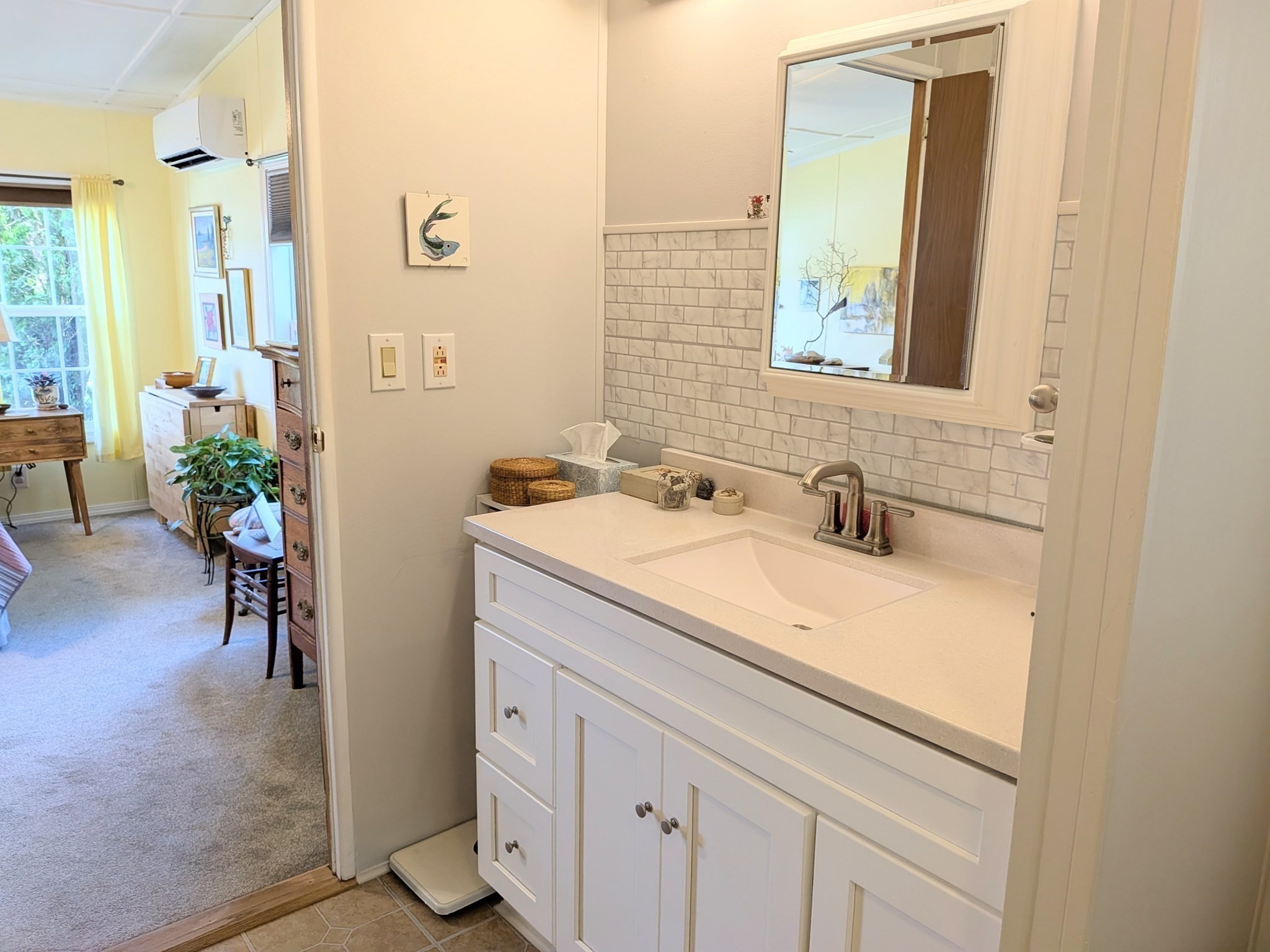 10 Jefferson Way Property Photo 13