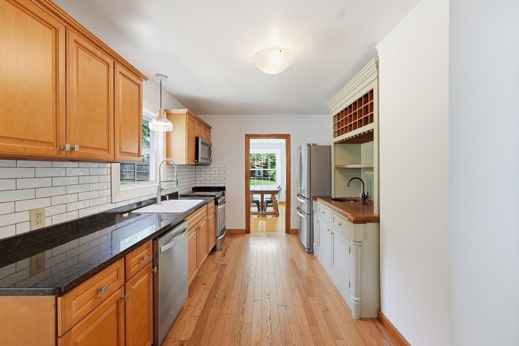 19 Depot St Property Photo 6