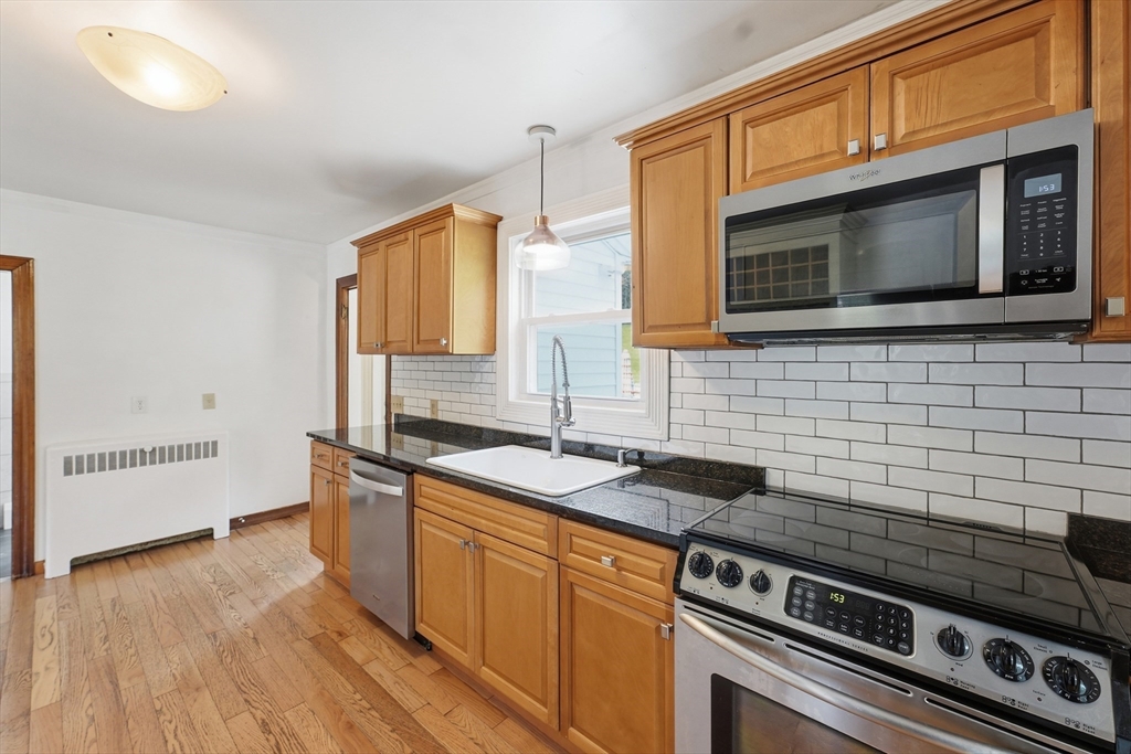 19 Depot St Property Photo 9
