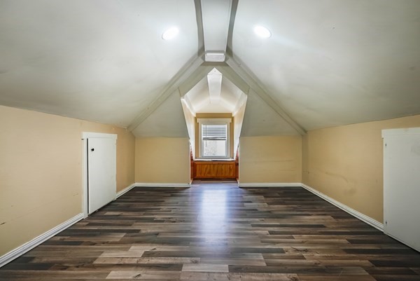 58 Oaklawn St Property Photo 21