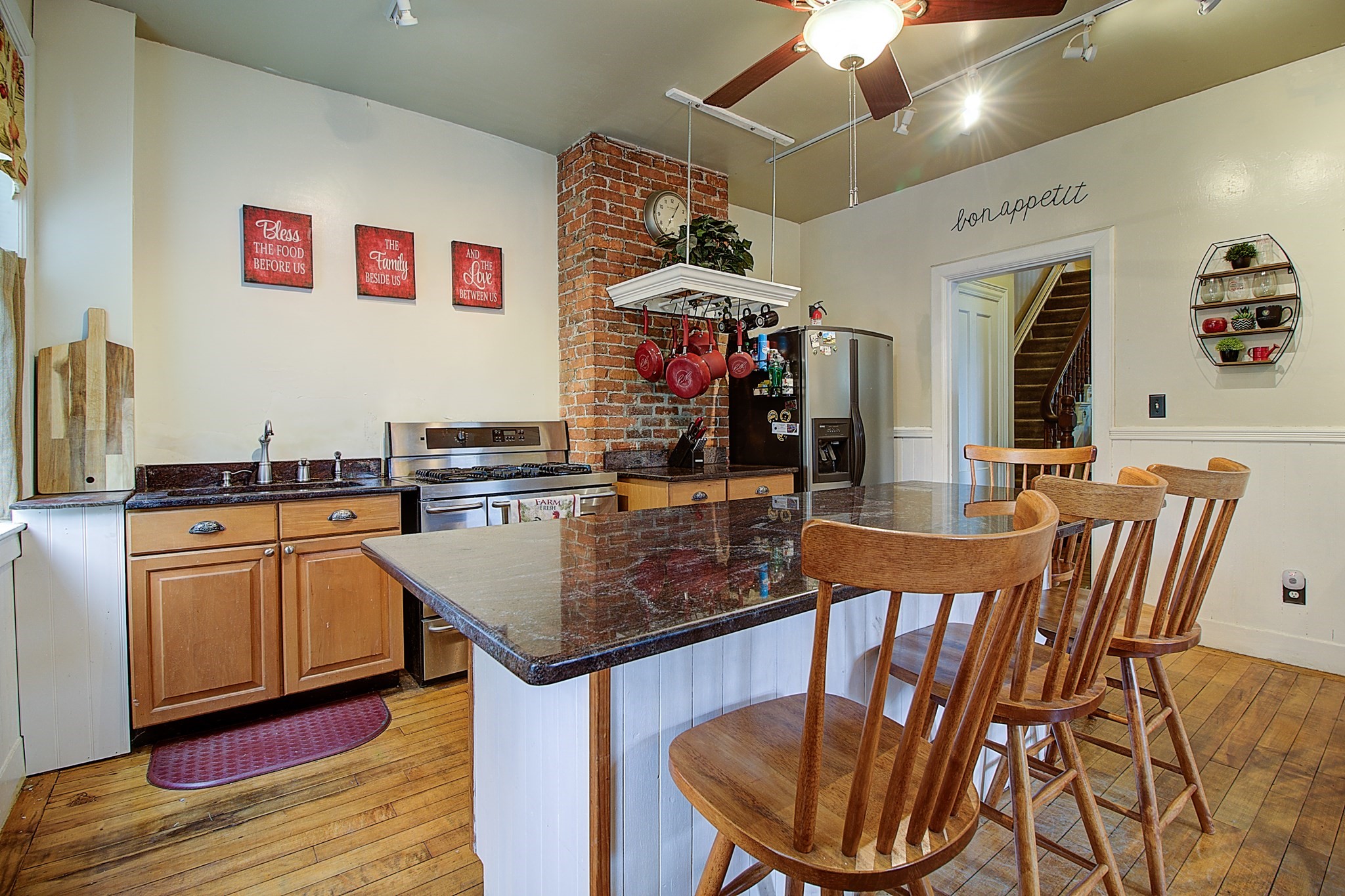 13 Blackstone Street Property Photo 18