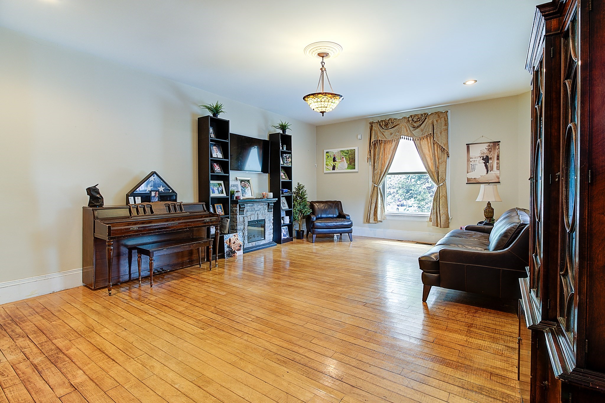 13 Blackstone Street Property Photo 25