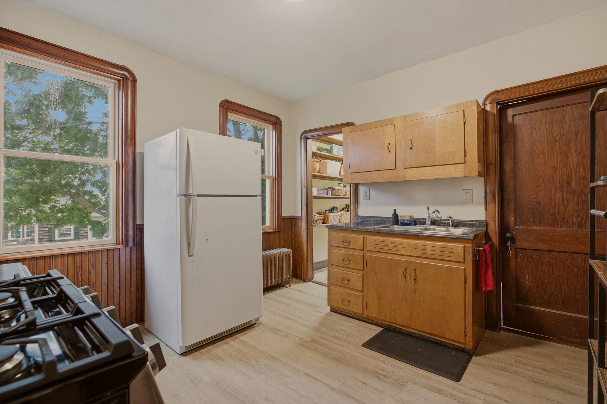 22 South Avenue Property Photo 21