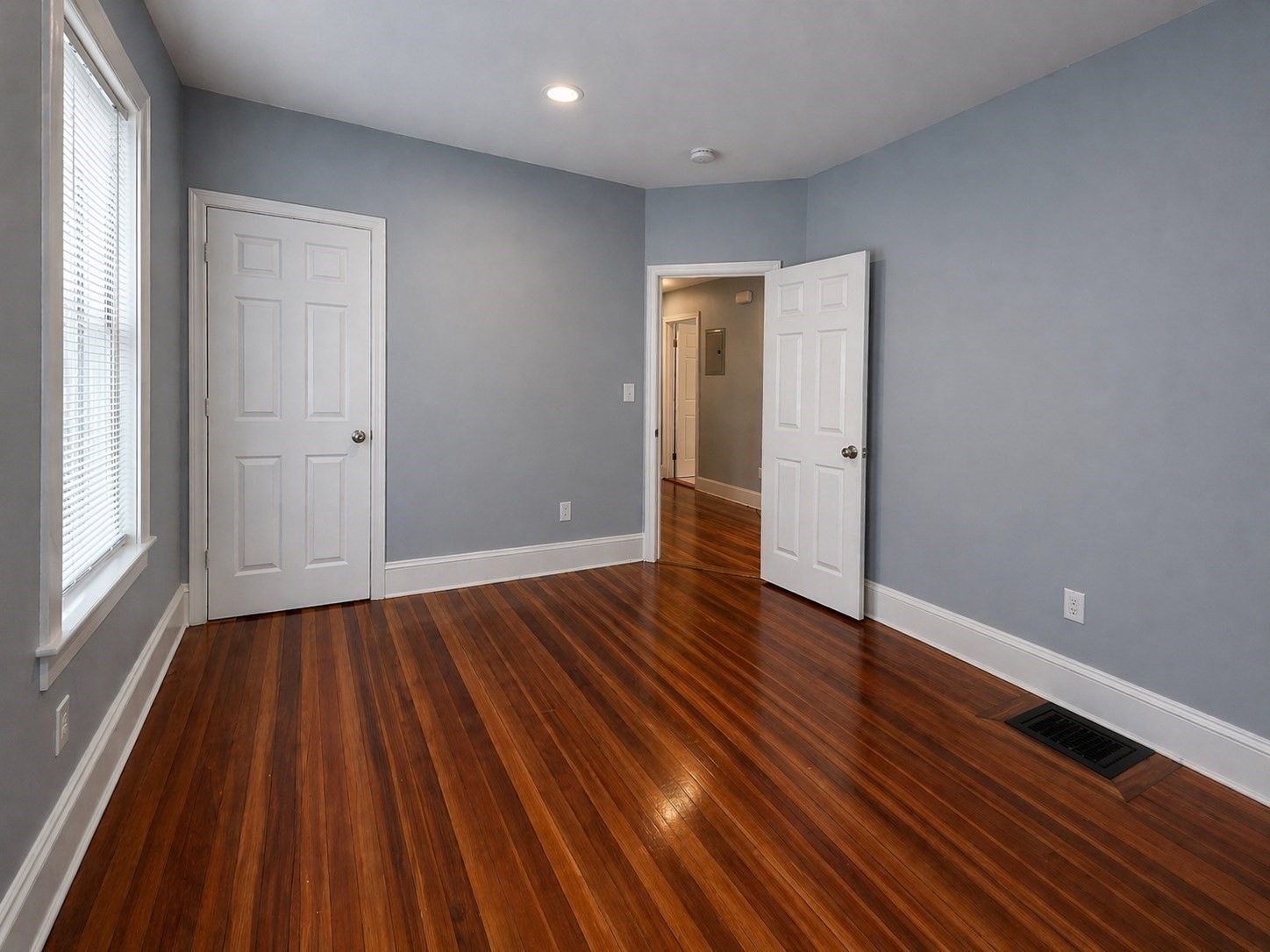 9 Nightingale St # 2 Property Photo 8