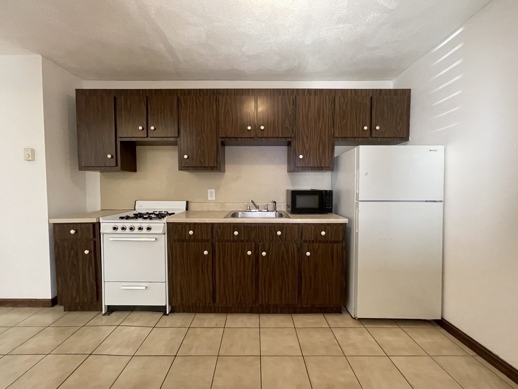 13 Murray # 1 Property Photo 4