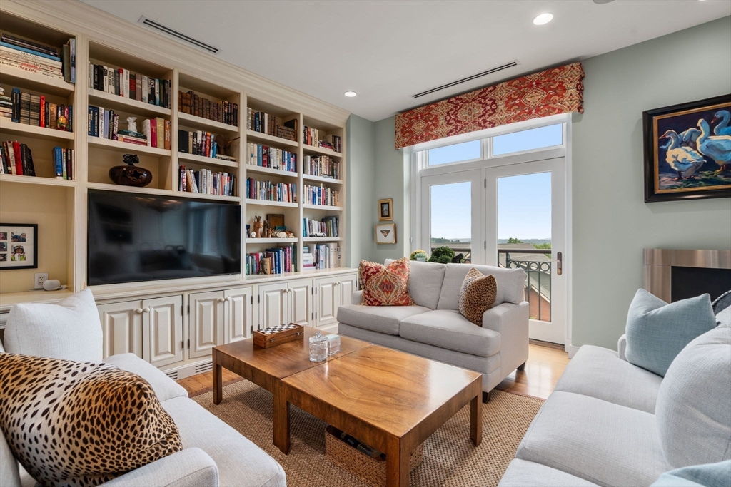 120 Seaver Street Property Photo 10