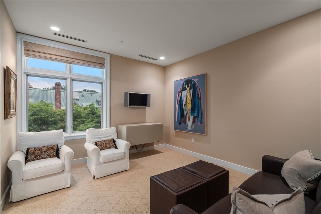 120 Seaver Street Property Photo 25