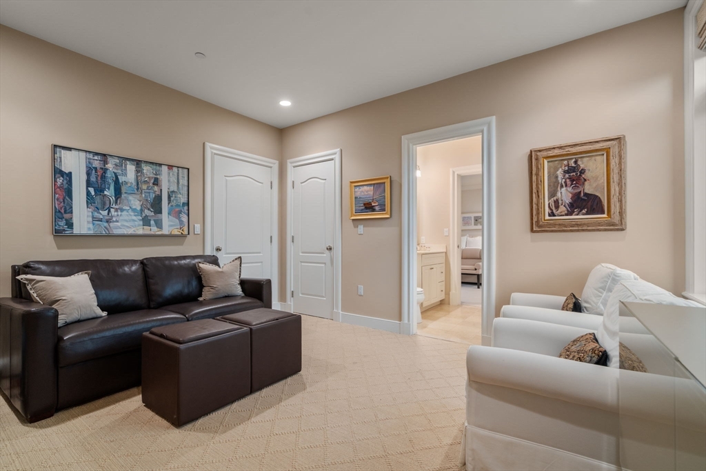 120 Seaver Street Property Photo 26
