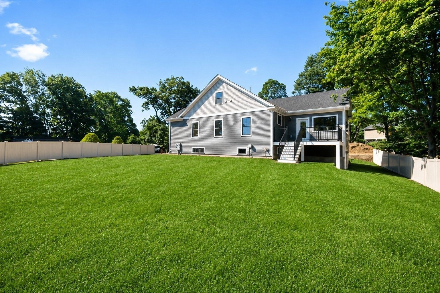 77 Farm St. Property Photo 2
