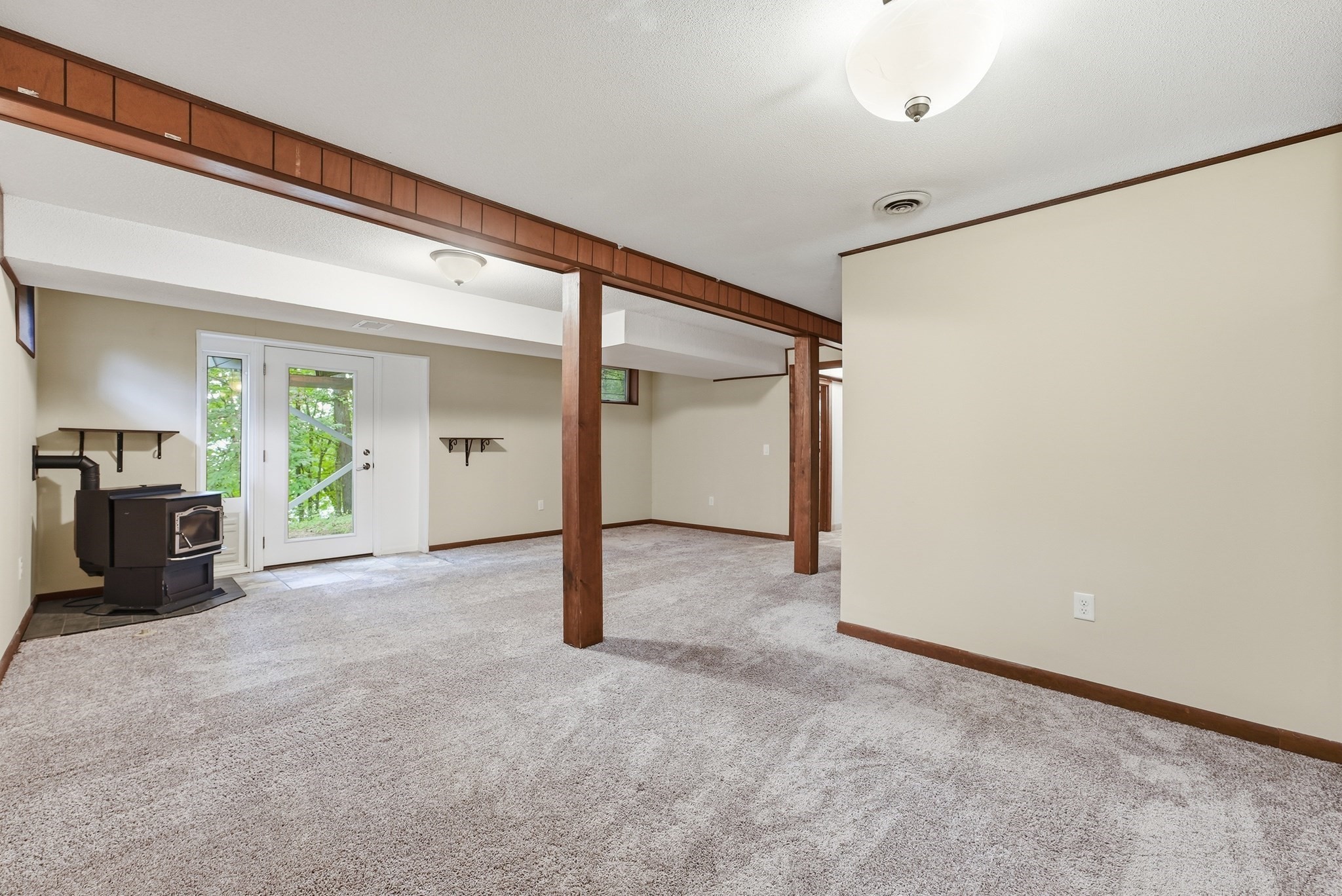 9 Flintlock Ln Property Photo 26