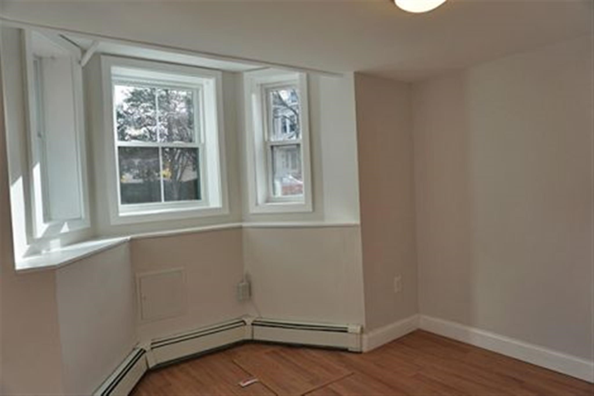 192 Central St # B Property Photo 2
