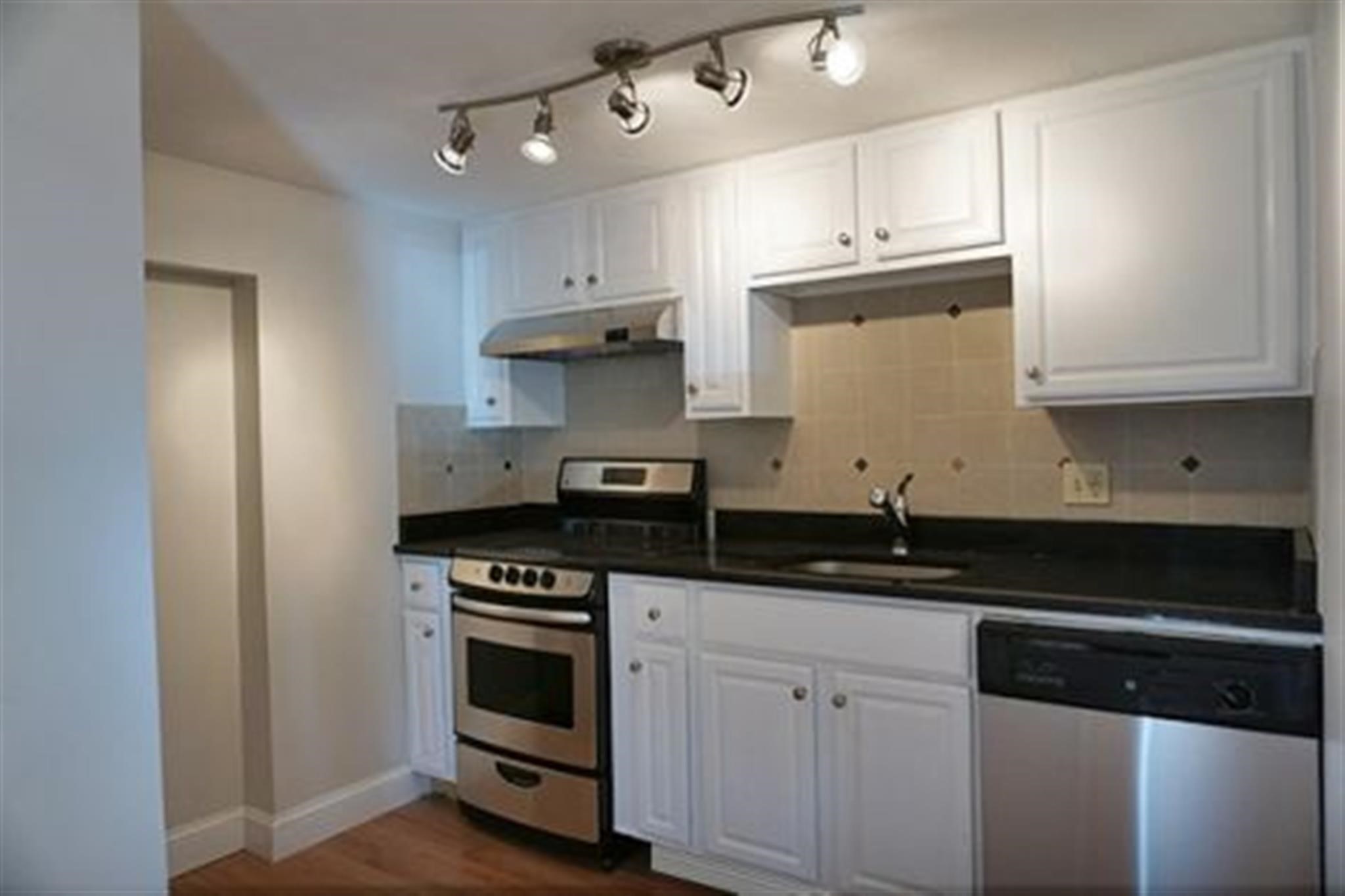 192 Central St # B Property Photo 3